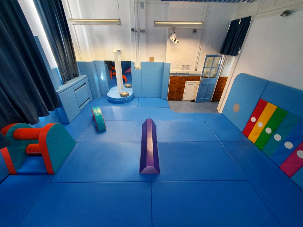 Choosing The Fun Features in Our Soft Play Room Designs | Sensory ...